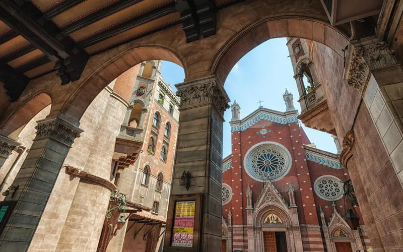 کلیسای سنت آنتوان خیابان استقلال استانبول